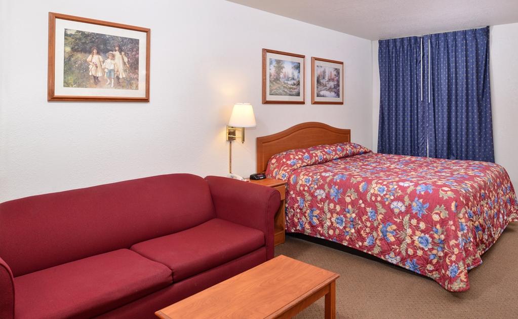 Americas Best Value Inn Smackover Номер фото