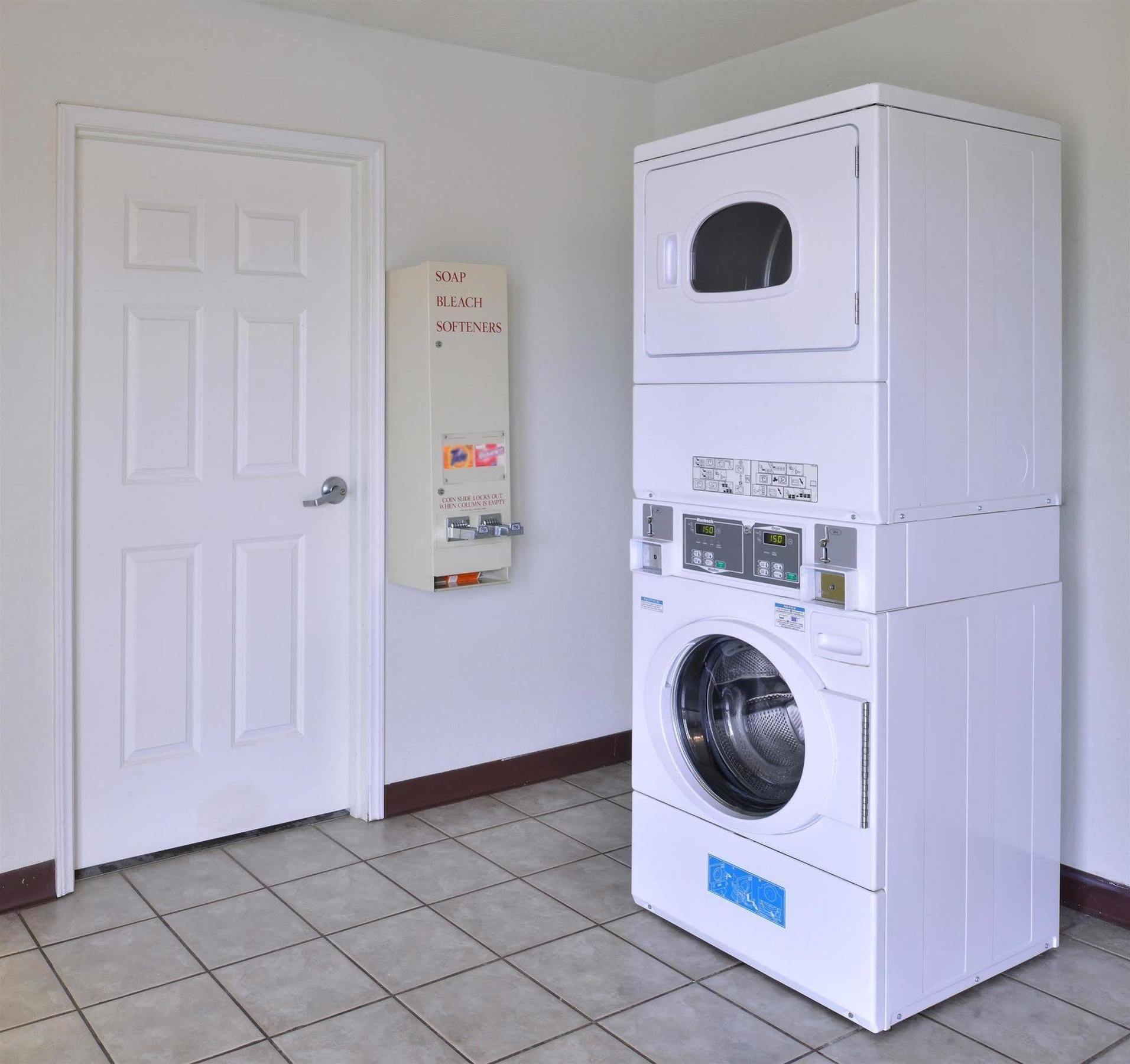 Americas Best Value Inn Smackover Экстерьер фото