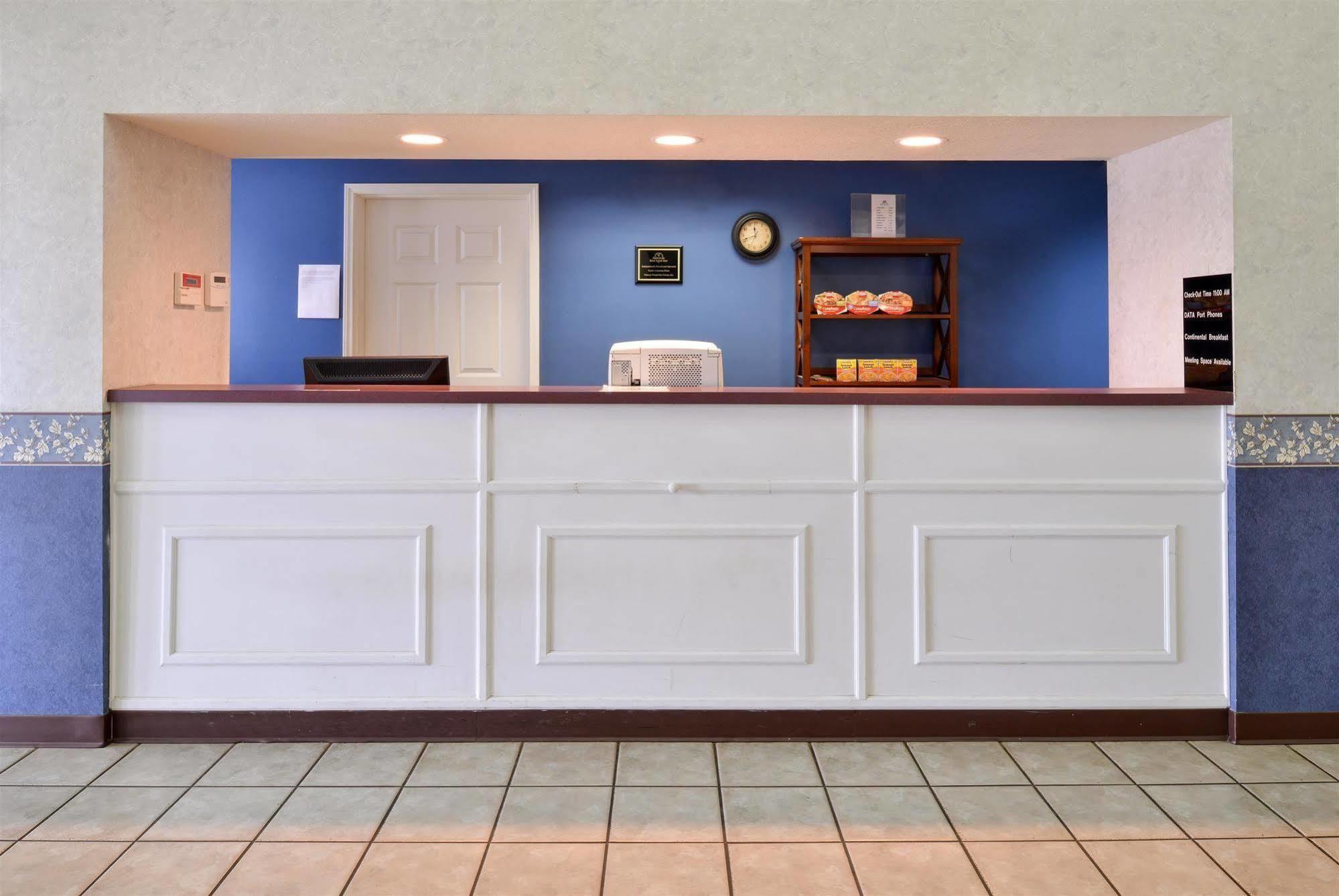 Americas Best Value Inn Smackover Экстерьер фото